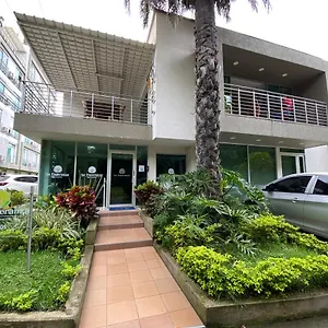 https://hotel-la-esperanza-sur.cali-hotels.com